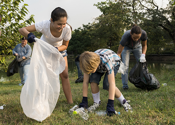 children-clearing-rubbish